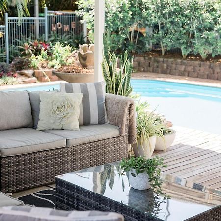 Studio 26: Central, Hampton'S Poolside Hideaway Coffs Harbour Exteriör bild